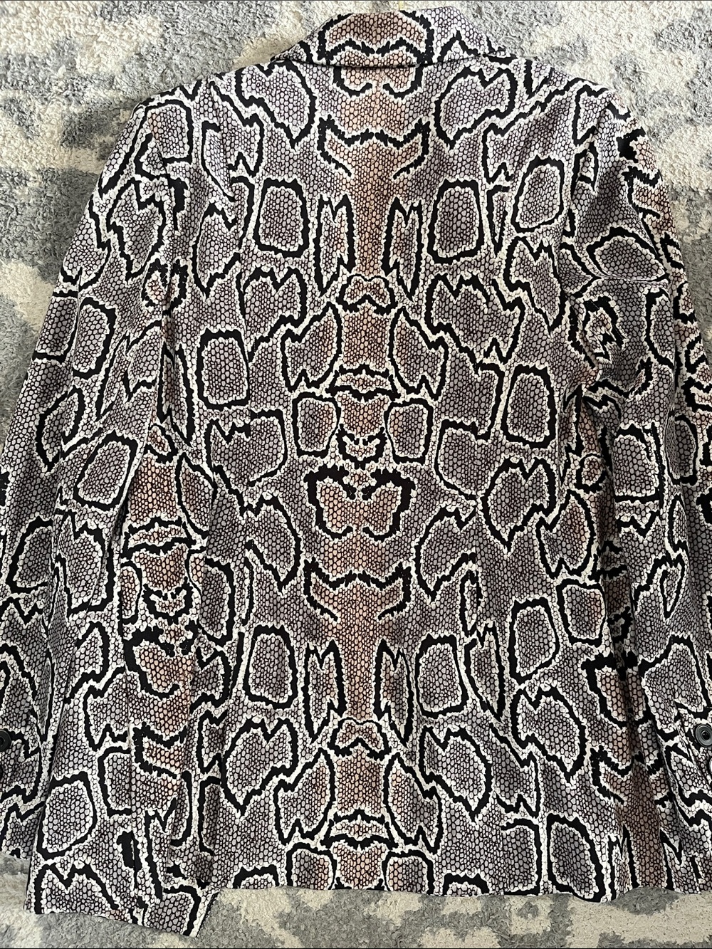 Cabi Python Blazer - Picture 5 of 12